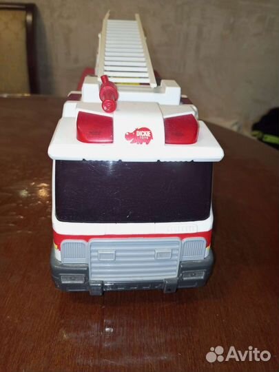 Игрушка пожарная машина