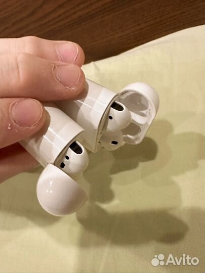 AirPods 2 Оригинал (Б/У)