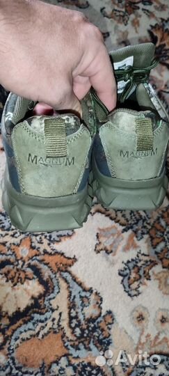 Тактические кроссовки magnum