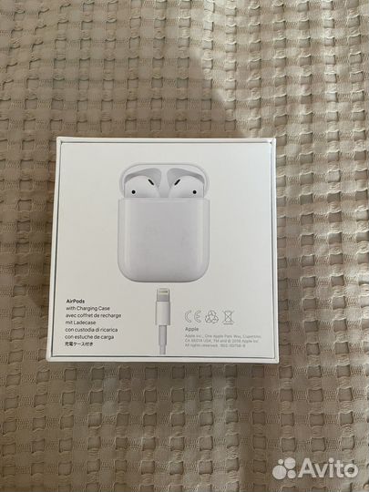 Apple airpods