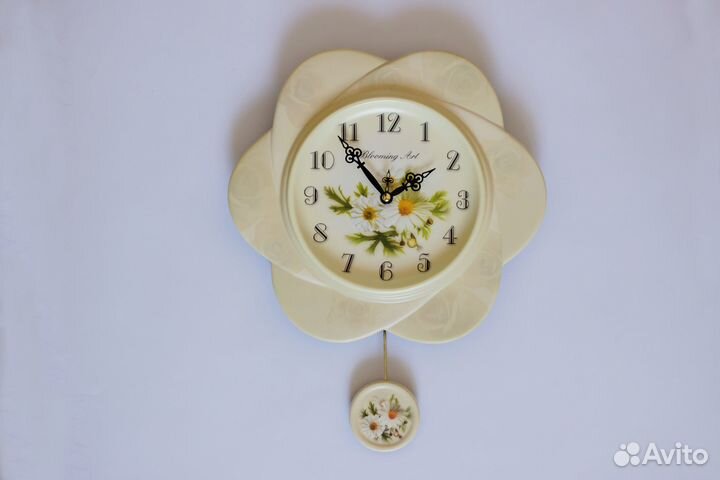 Часы настенные 