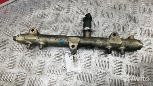 Топливная рампа дизельная chrysler voyager 4 (6BN2