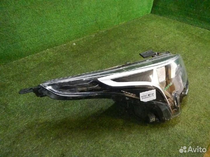 Фара правая Kia Rio