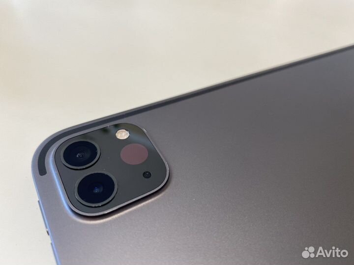 Планшет Apple iPad Pro 11 (2020), Wi-Fi 256Gb