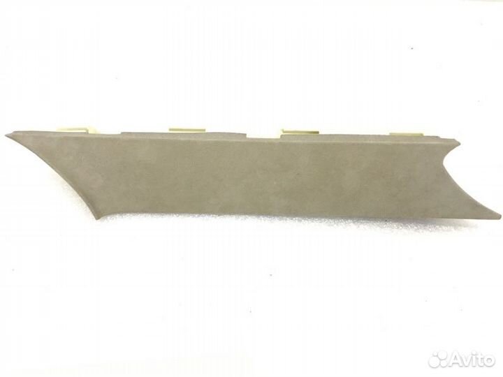 Обшивка стойки задняя правая Audi A8 D3 BVJ 2008