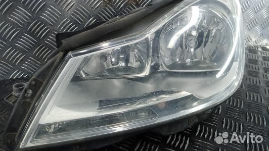 Фара левая mercedes benz C-class W204 (ZNP20MR01)