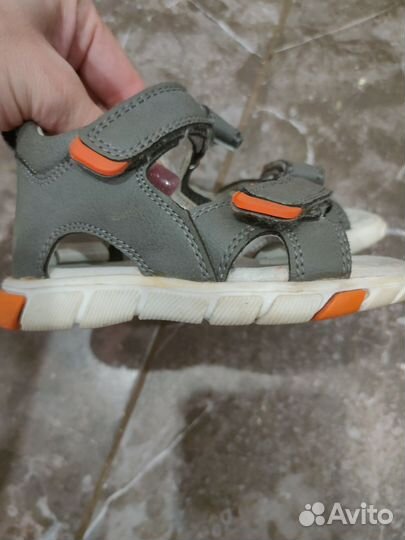 Сандалии и ботинки