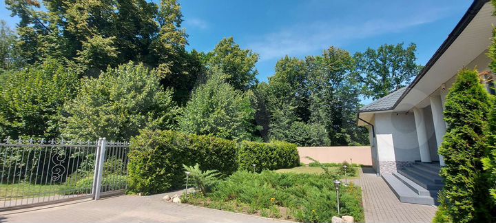 Дом 250 м² на участке 11,5 сот.