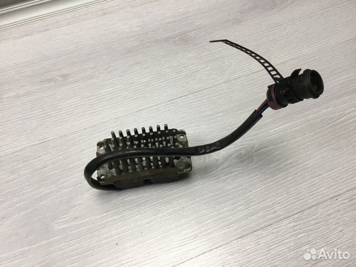 Сопротивление отопителя Audi A6 2.5 1993