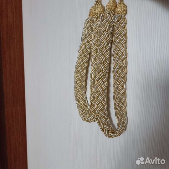 Держатель, подхват и клипса для штор