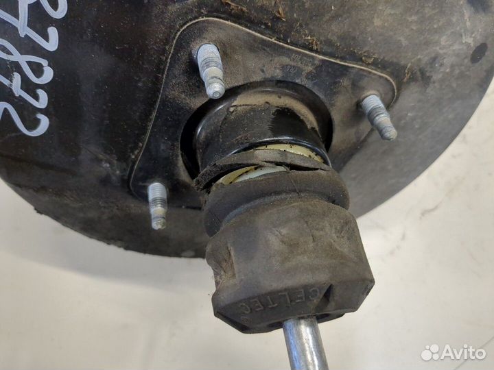 Цилиндр тормозной главный Volkswagen Golf 4, 1999