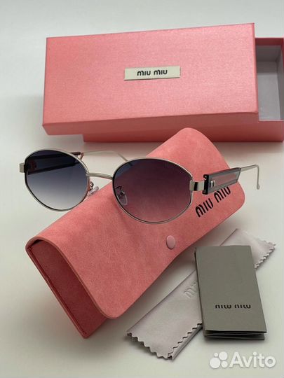 Солнцезащитные очки miu miu