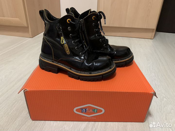 Ботинки для девочки Tiflani