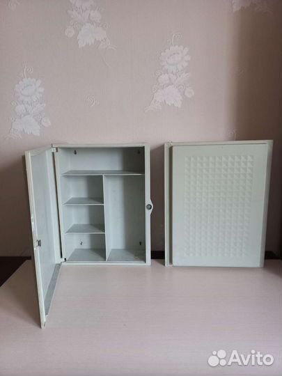 Зеркало, шкафчик СССР