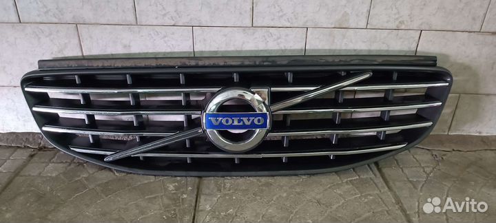 Решетка радиатора Volvo XC60