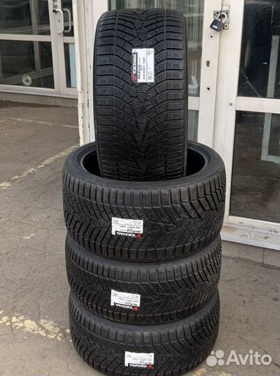 Yokohama W.Drive V905 285/35 R21 и 325/30 R21