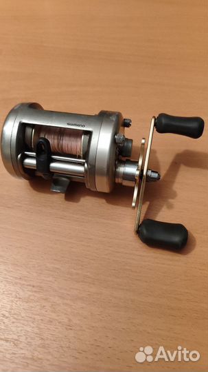 Катушка мультипликаторная shimano cardiff 401 a