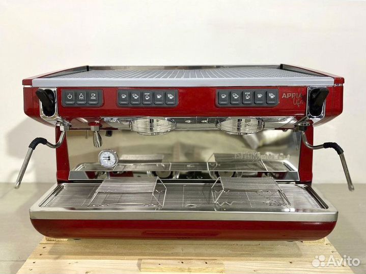 Кофемашина Nuova Simonelli Appia (Новая)