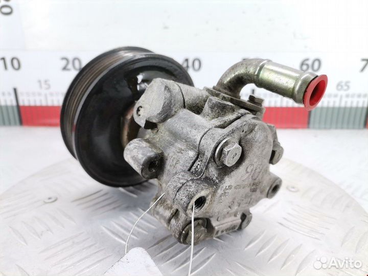 Насос для Volkswagen Golf 4