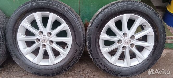 Продам диски с Toyota R16 в отличном состоянии