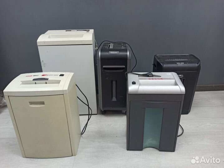 Уничтожитель бумаг, шредер