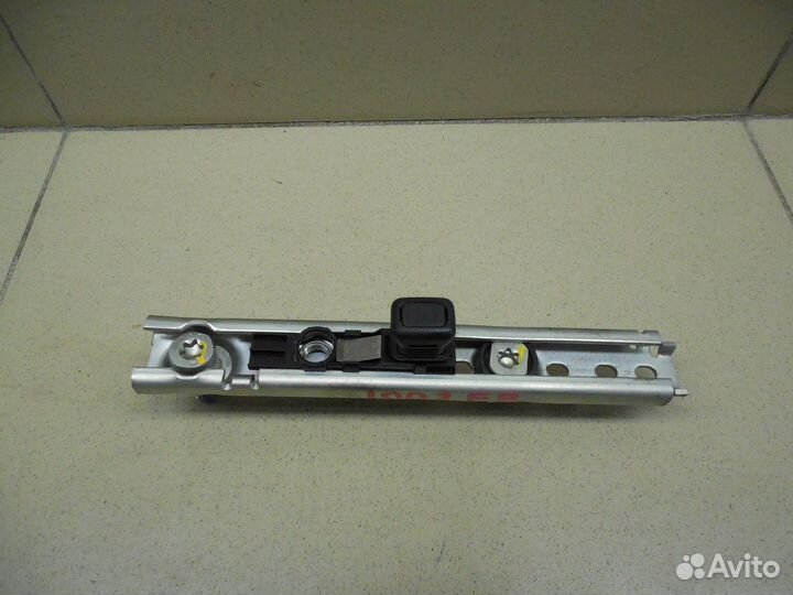 Механизм регулировки ремня безопасности Sandero 20