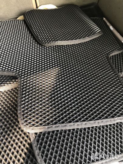 Коврики на jeep grand cherokee