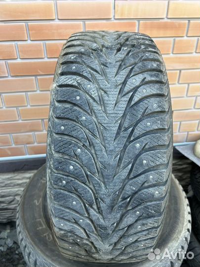 Yokohama Ice Guard IG65 235/55 R17