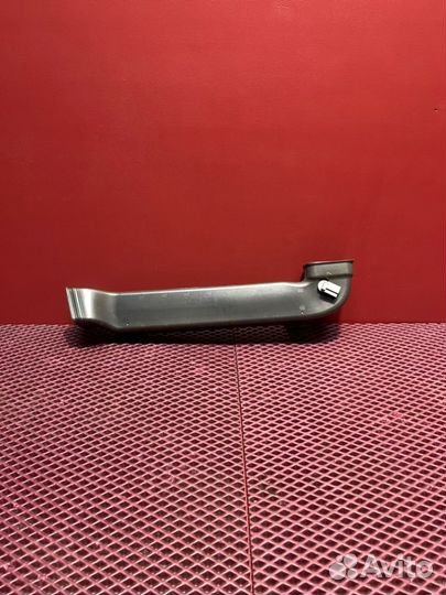 Воздуховод правый Audi A8 D4 cdda 2012