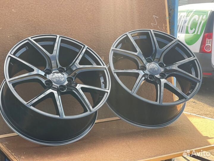 Диски Jeep SRT R20 5-127 черные глянцевые