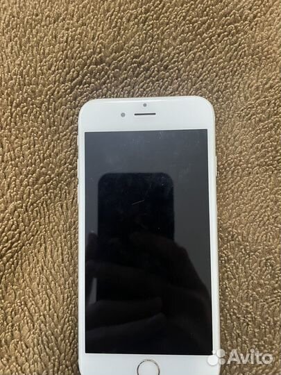 Телефон iPhone 6s 32 г в отличном состояние