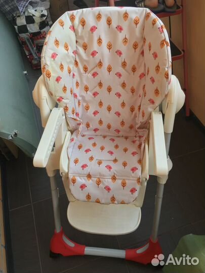 Стульчик для кормления Chicco Polly