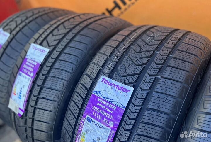 Tourador Winter Pro TSU1 295/40 R21 19T