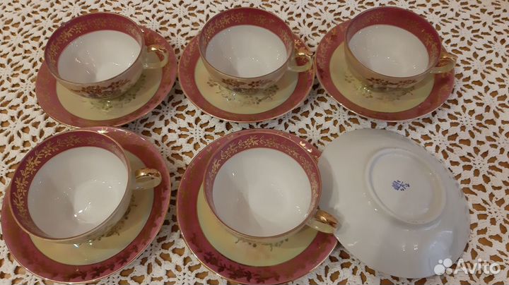 Фарфоровые тарелки, чайные чашки гдр