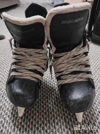 Хоккейные коньки bauer