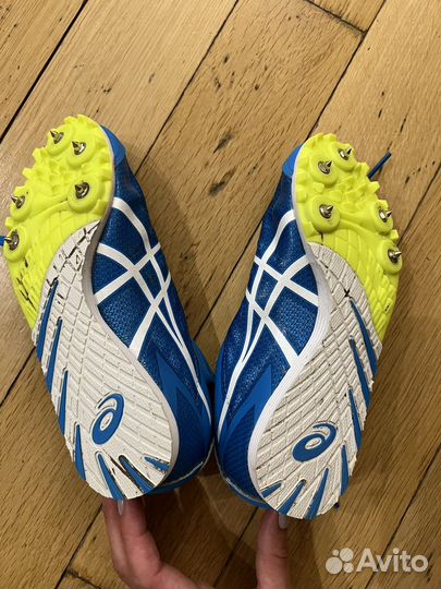Шиповки бутсы Asics для легкой атлетики 33,5