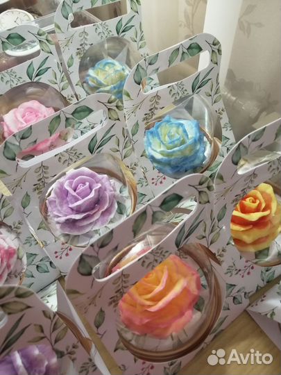 Бутон из мыла в куполе