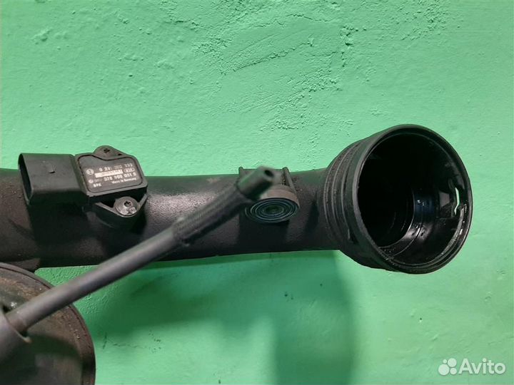 Патрубок интеркулера volkswagen Touran (1T1) 2005