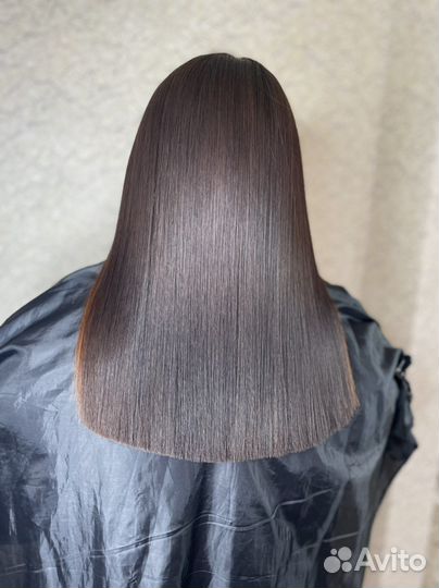 Кератиновое выпрямление волос