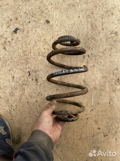 Пружина задняя Volkswagen passat b5