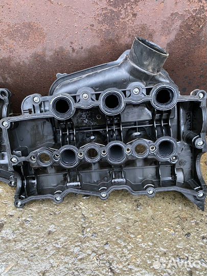 Клапанная крышка range rover sport 2