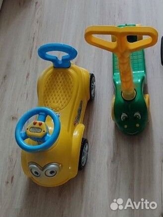 Машинка-каталка самокат для дома