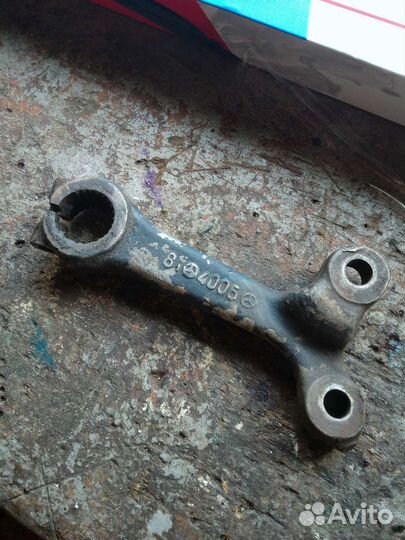 Сошка рулевая W140