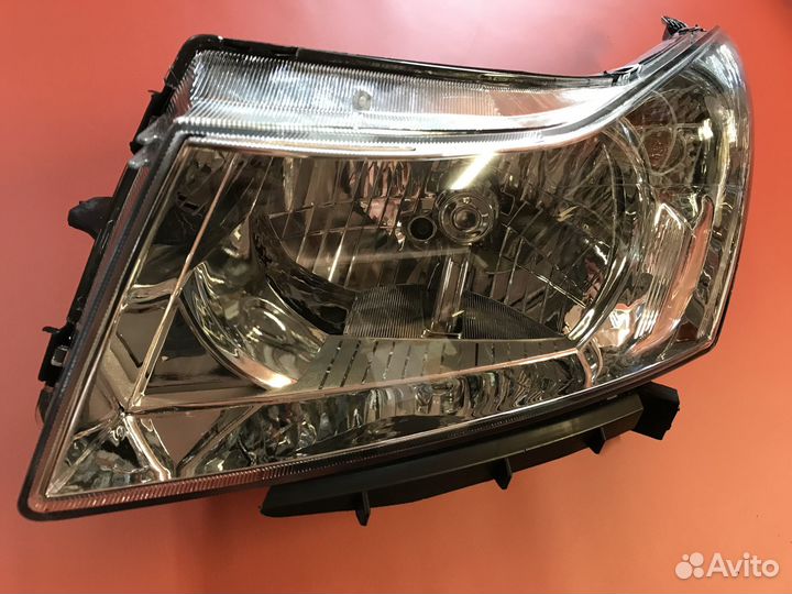 Фара передняя левая Chevrolet Cruze 2009-2016