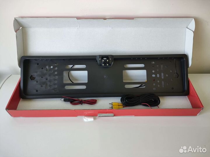 Новая номерная рамка с камерой заднего вида