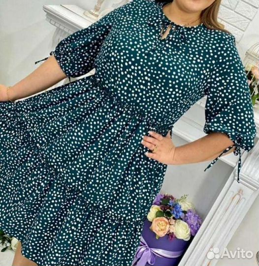 Платье новое, обхват груди до 135см