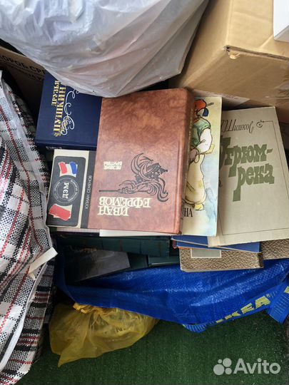 Продам книги оптом