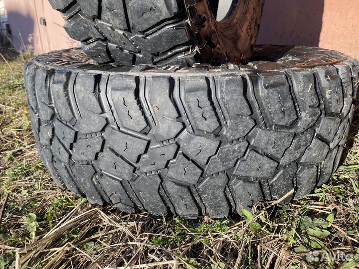 Cooper Discoverer STT Pro 265/70 R17