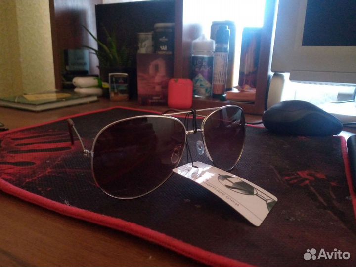 Солнцезащитные очки