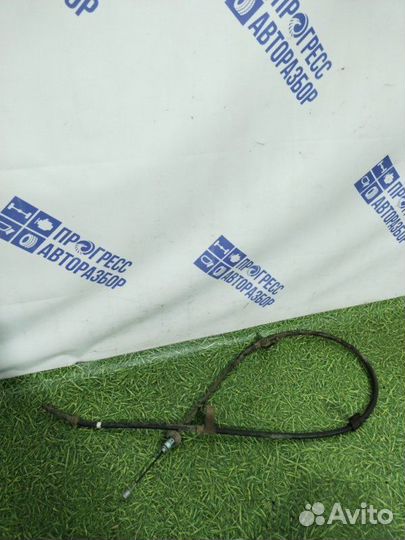 Трос ручника левый Kia Rio 3 седан 1.6 G4FC 2014
